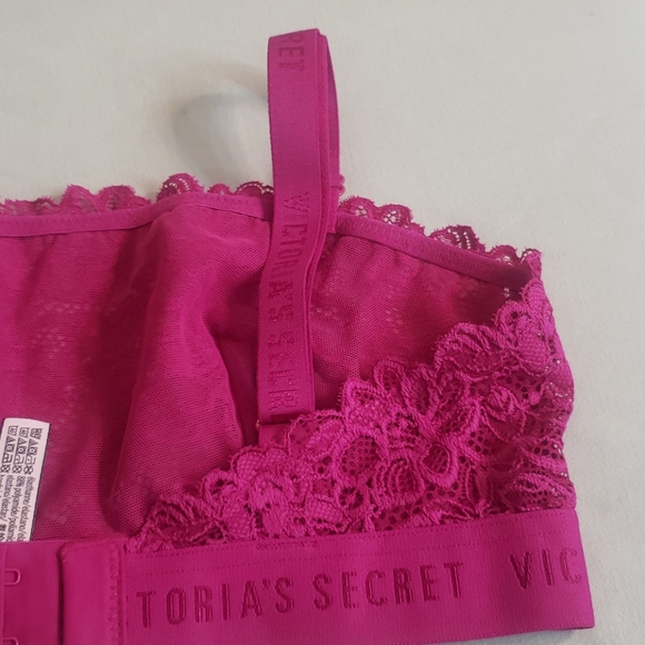 🥳LAST ONE (S)🥳BUY 1 GET 1 FREE VICTORIA SECRET LOGO BRALETTE - Picture 6 of 6